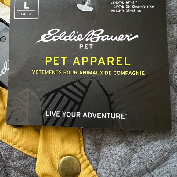 Eddie Bauer Coat with Faux Suede Quilted Yoke and Decorative Edge Binding. - Picture 4 of 6